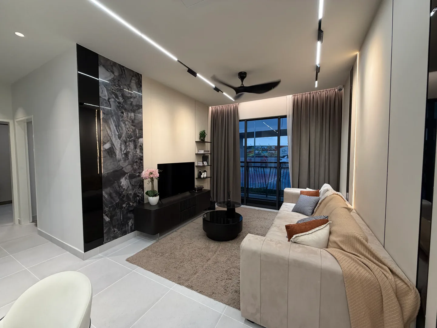 Showroom dining and living area