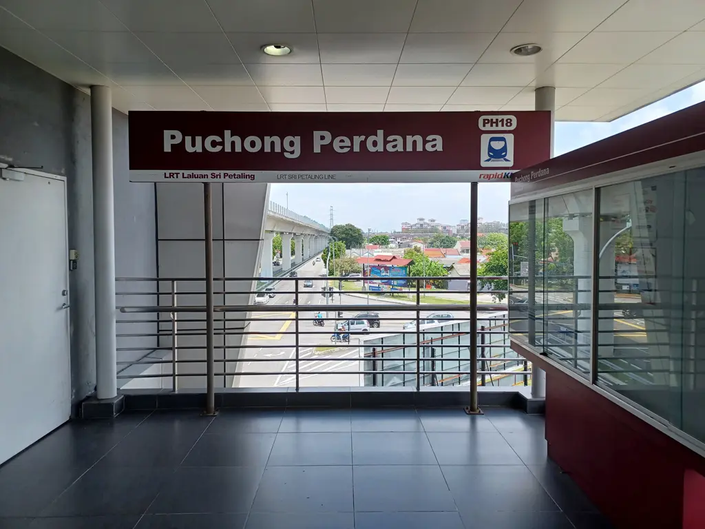 LRT Puchong